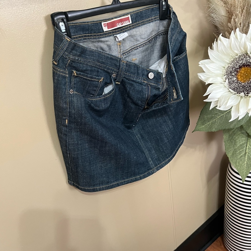 GAP Women's Dark Denim Mini Skirt